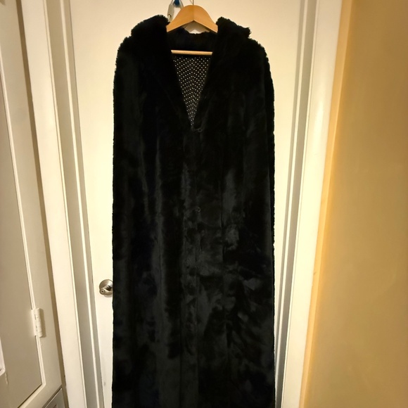 CUSTOM MADE Jackets & Blazers - SOLD ELSEWHERE!!!!   FLOOR LENGTH FAUX FUR OPERA CAPE, BLACK
